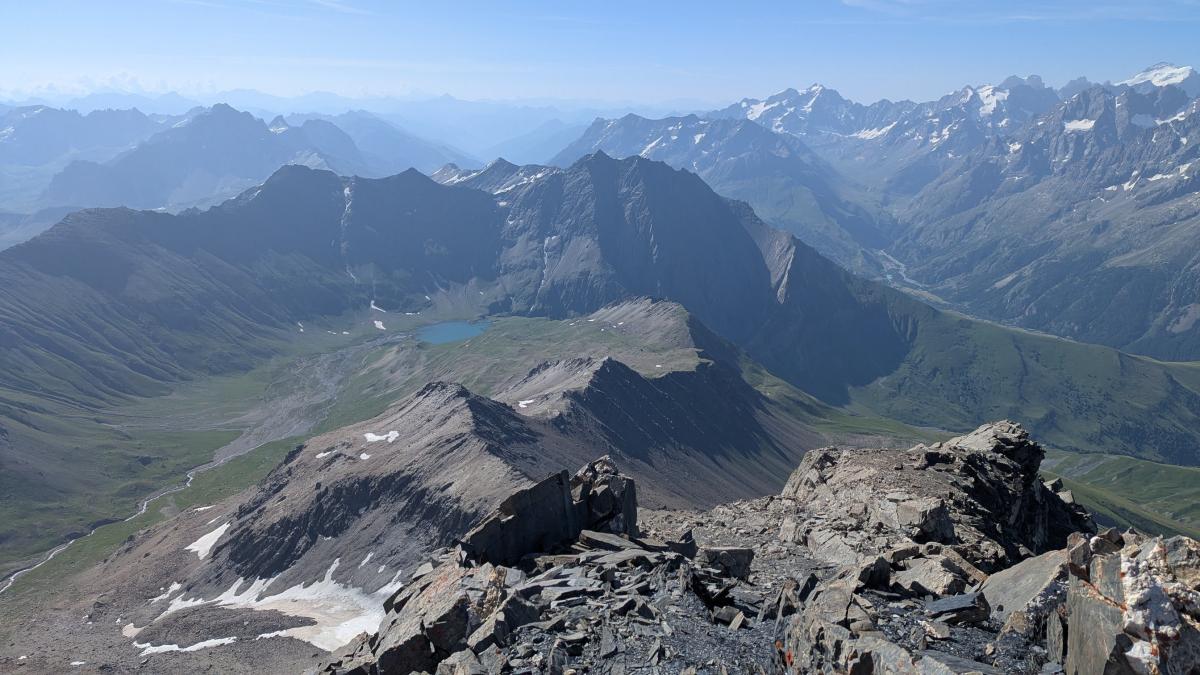 L'arête sud depuis le sommet