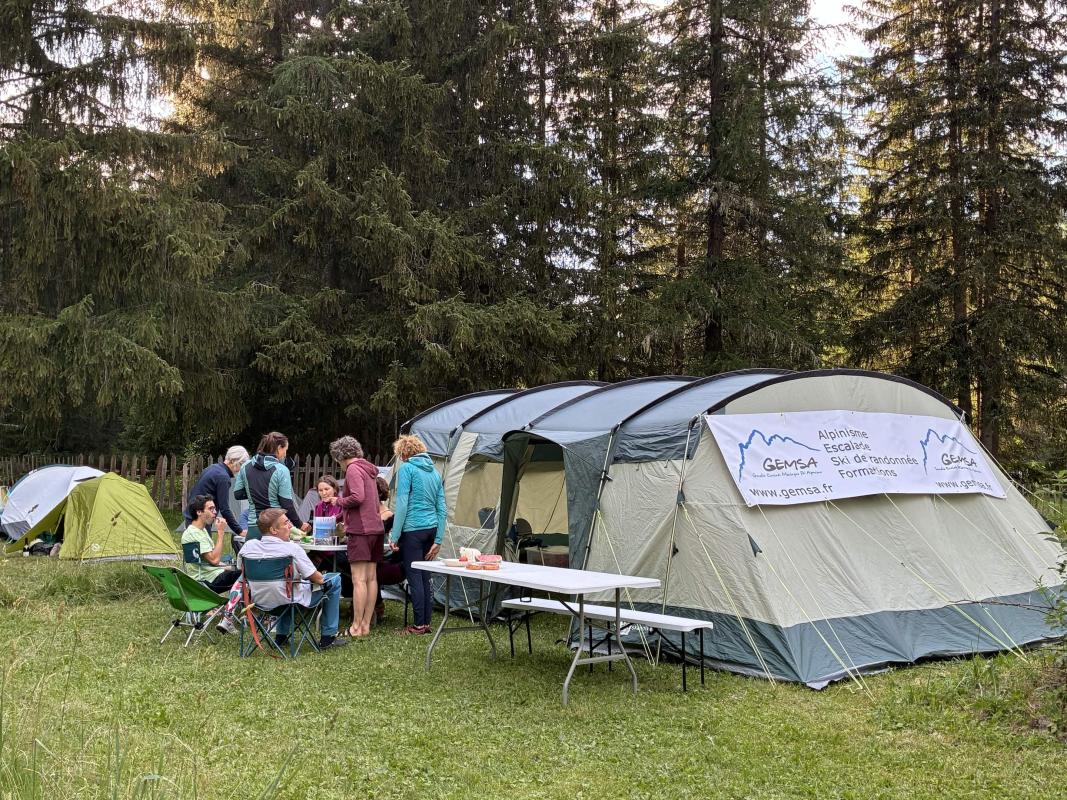 camps de base rassemblement estival 2026